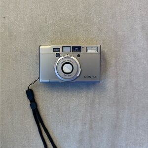 [MINT] Contax Tix Carl Zeiss 28mm F/2.8 Point ＆ Shoot APS Film Camera